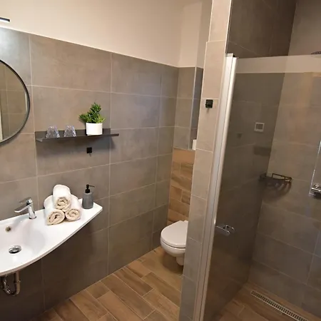 Gasthuis U Restaurace Na Koreji Štětí